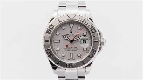 solo perchè ora quel rolex copre quella ccatrice sul polso